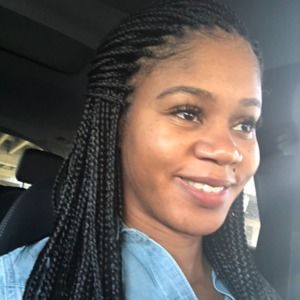 Meet your Posher, Latisha